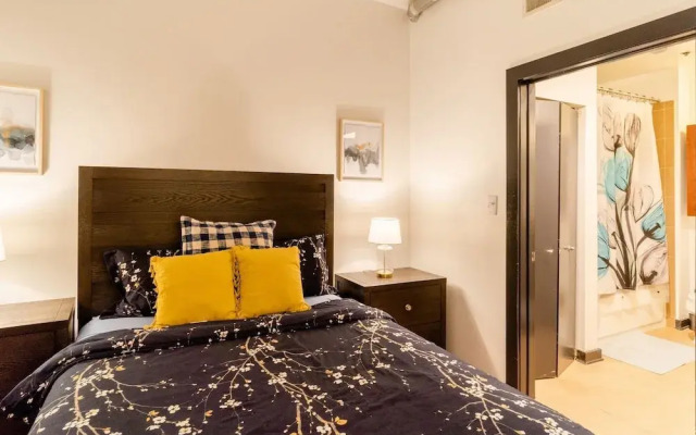 Cozy Atlantic Station Midtown Loft