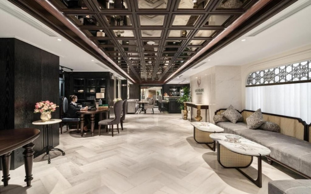 Luxe Paradise Suites Hotel & Spa