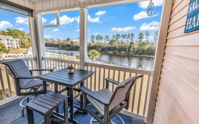 Stunning 2Br Condo At Waterway Village