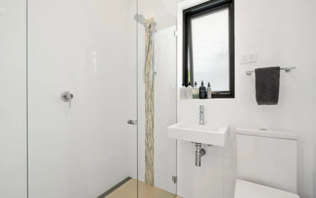 The Mitchell Bondi Garden 3