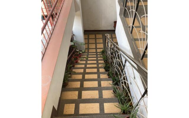 OYO 815 Carisil Bldg