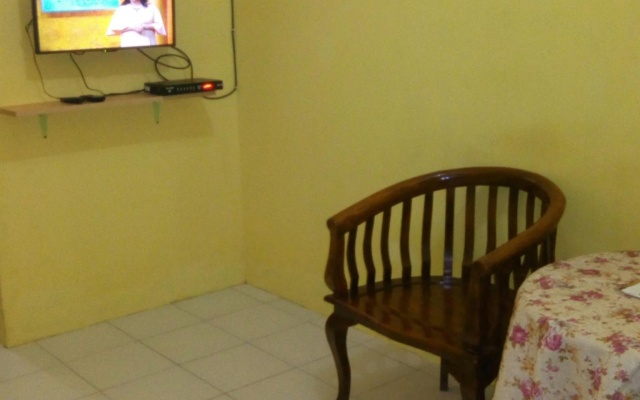 Rumah Charsy Homestay – Guest Rooms – Sungailiat