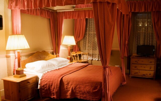 The Stroud Hotel