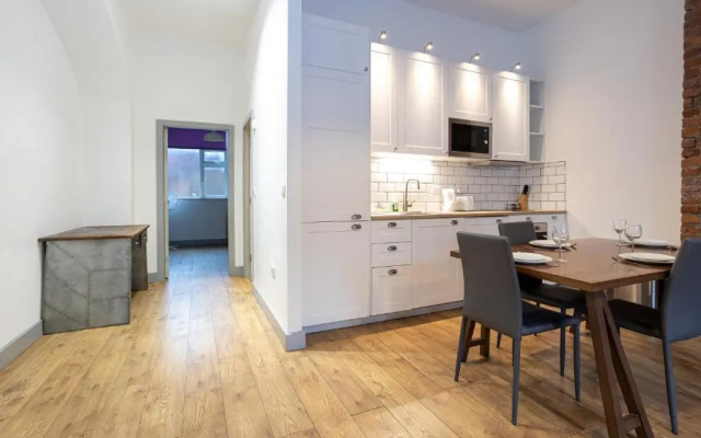 Pillo Rooms Serviced Apartments- Salford
