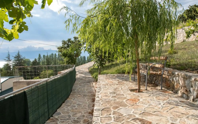 View Topia Apartments