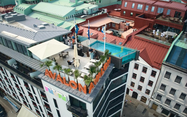 Avalon Hotel