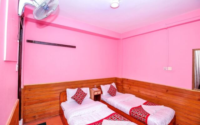 4 Seasons Hostel