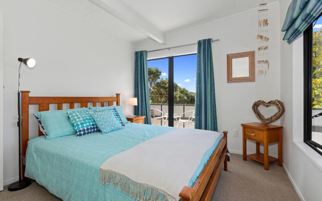 Marina Views - Tutukaka Holiday Home – Guest Rooms – Tutukaka
