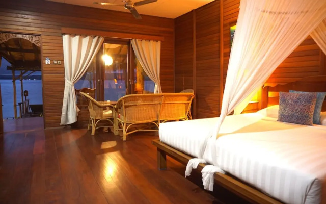 Raja Ampat Dive Lodge