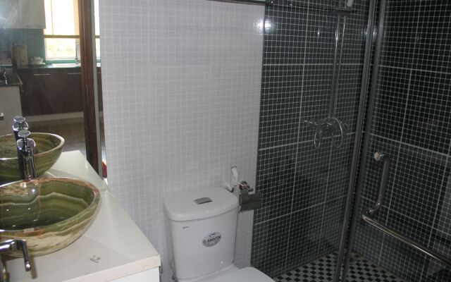 Anh Tri Flower Apartment