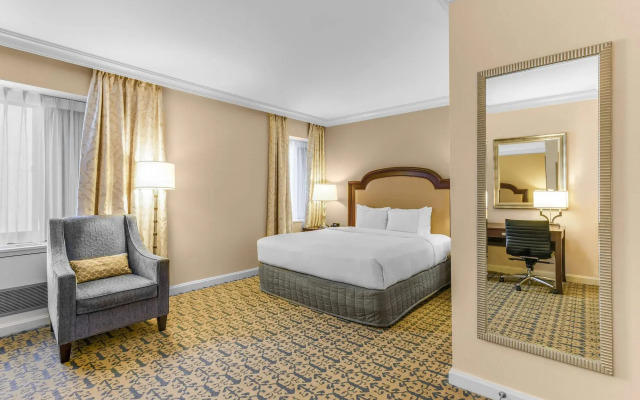 Capital Hilton