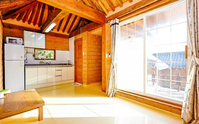 Namyangju Hanwoolchae Pension