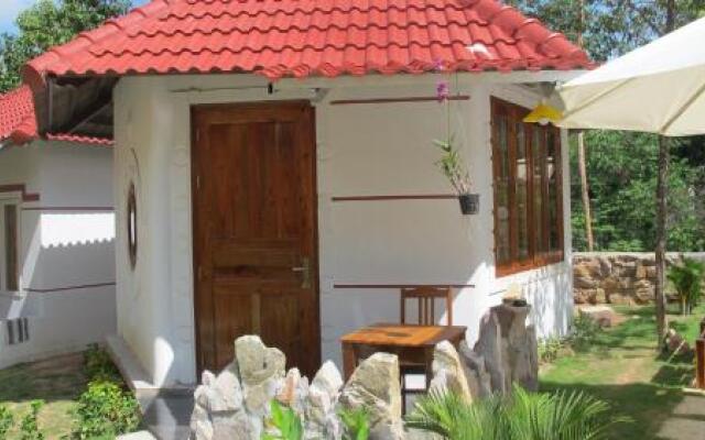 Sun  Wind Paradise Bungalow