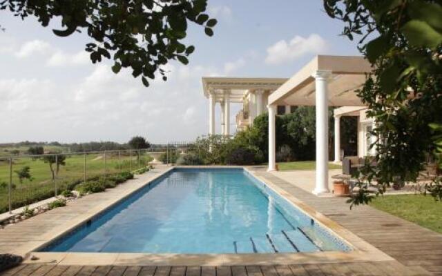 Casa Caesarea