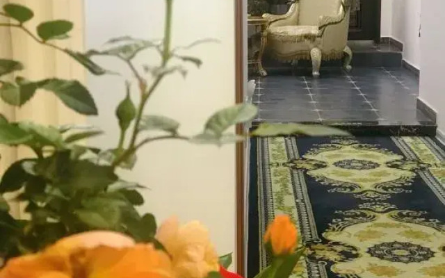 Ruisli Holiday Hotel (Hechi Vocational Education Center Branch)