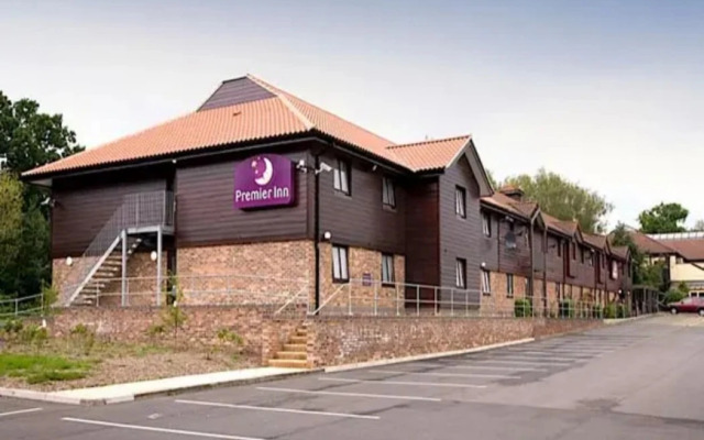 Premier Inn Chessington