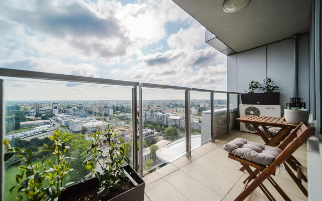 Comfy condo & FREE parking