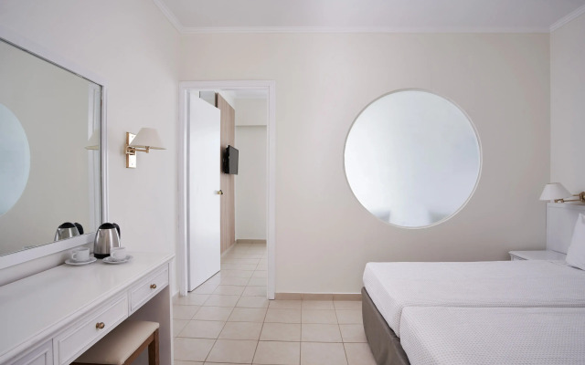 Miraluna Village & Spa