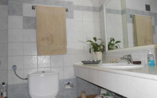 Ariadni 100sqm, 80m awarded beach, 2bedrooms for 2pers