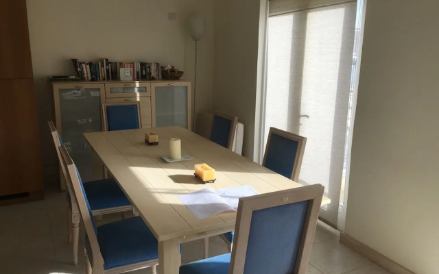 Senglea Seafront Apartment