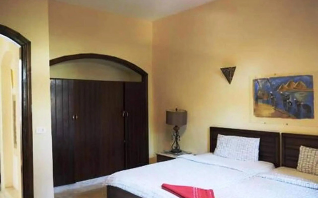 Nile Compound Hotel