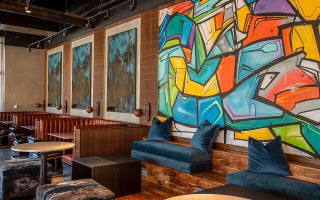 Canopy by Hilton Memphis Downtown