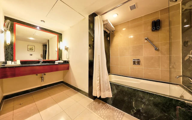 The Central Park Hotel