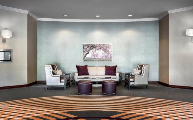 Sheraton Toronto Airport Hotel & Conference Centre