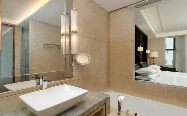 Sheraton Changchun Jingyuetan Hotel