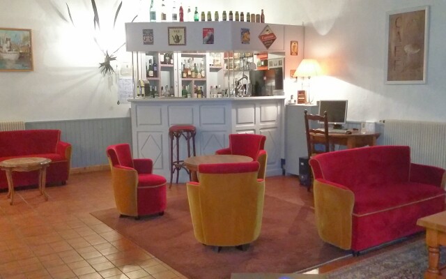 Auberge de Tavel
