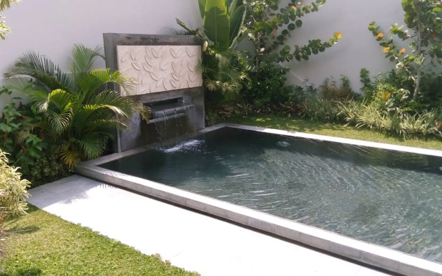 Kampung Sumber Alam Garut Powered by Archipelago