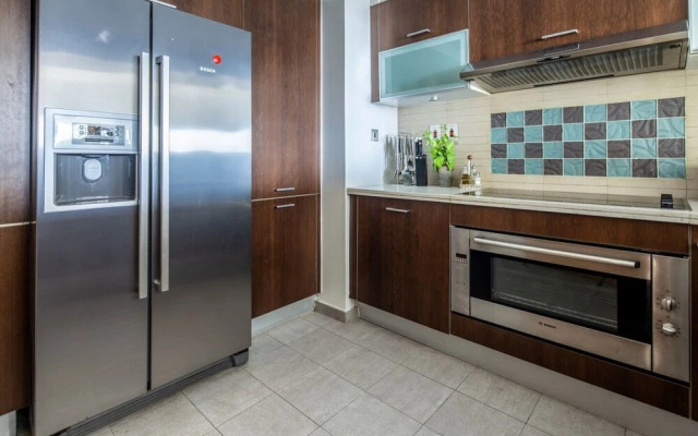 Refined 2BR Luxury Apartment at Palm Jumeirah