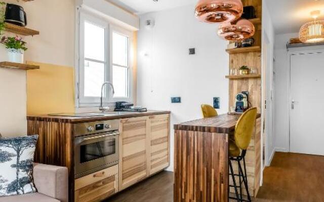 *DISNEYLAND-SERRIS* Studio Cosy