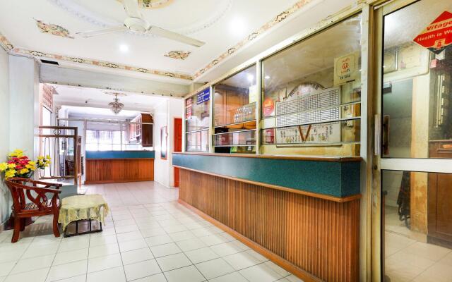 SPOT ON 89626 Hotel Dinar
