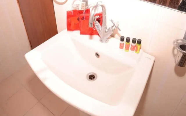 OYO 2031 Hotel Sunshine Inn