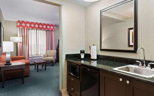 Hampton Inn & Suites Columbus Polaris