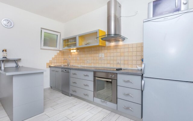 Awesome Home in Selce With Wifi and 3 Bedrooms