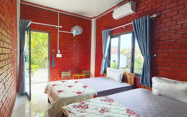 Cattien Backpackers Hostel