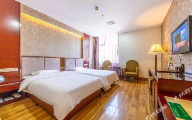 Xinrong Business Theme Hotel