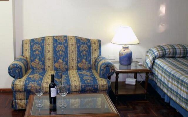 Home Suites Apart Hotel Medoza