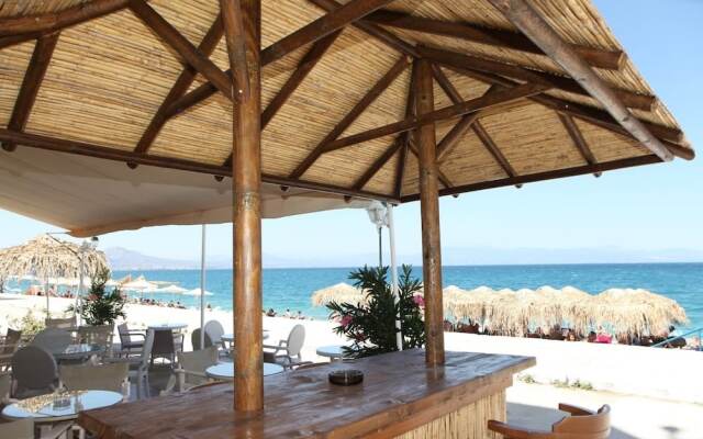 Mantas Seaside Boutique Hotel