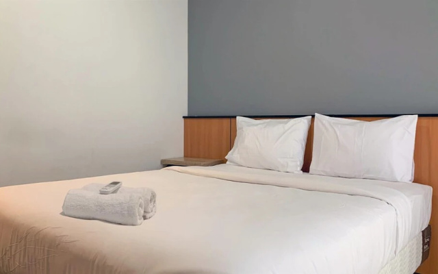 Minimalist and Comfort Studio at West Vista Apartment – Guest Rooms – Jakarta