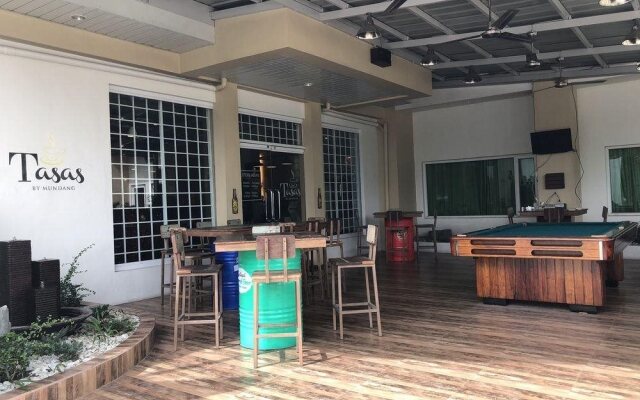 King's Royale Hotel and Resort