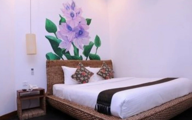 Monsoon Boutique Hotel