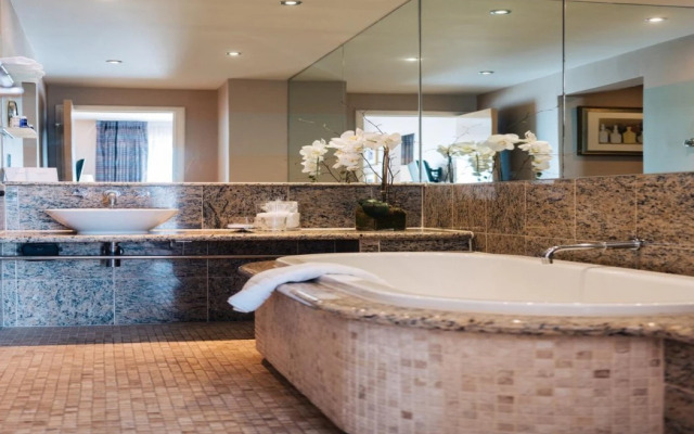 The Club Hotel and Spa