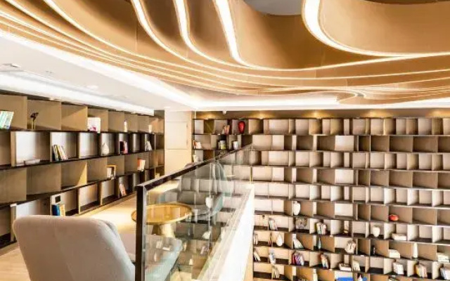 Youcheng Hotel (Liuzhou High-Speed Railway Station Ma'anshan Park)