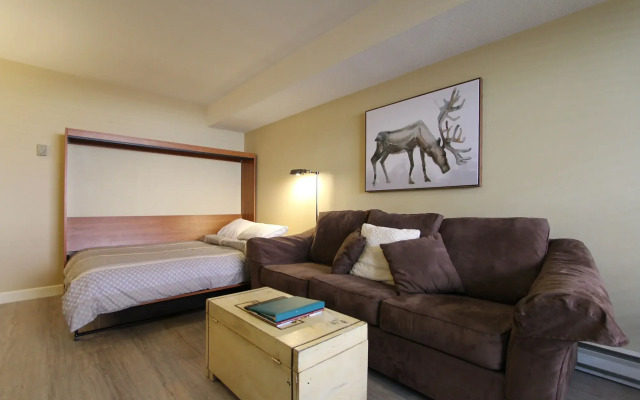 ResortQuest at Marketplace Lodge