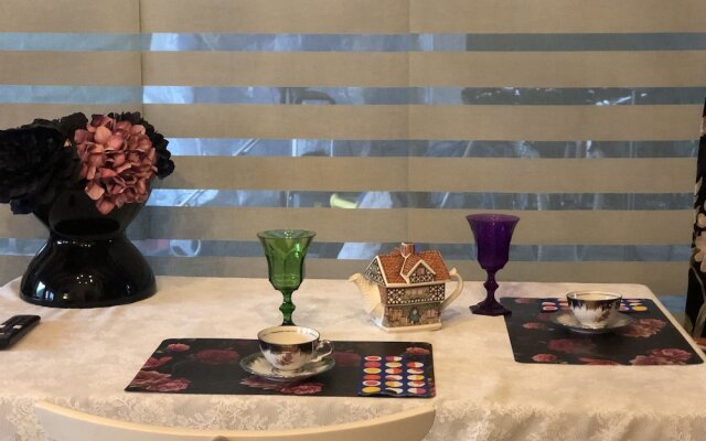 Room in Studio - Studio Apartment With Kitchen in one Room