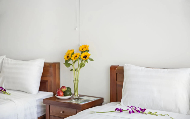 Sandy Apartment - Walk to the beach