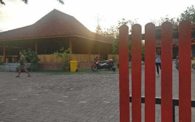 Jogo Segoro Homestay by ZUZU